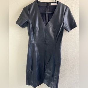 Mango Casual Womens Leather Dress Size XS,V-Neck,Short Dress,Zipper Closure